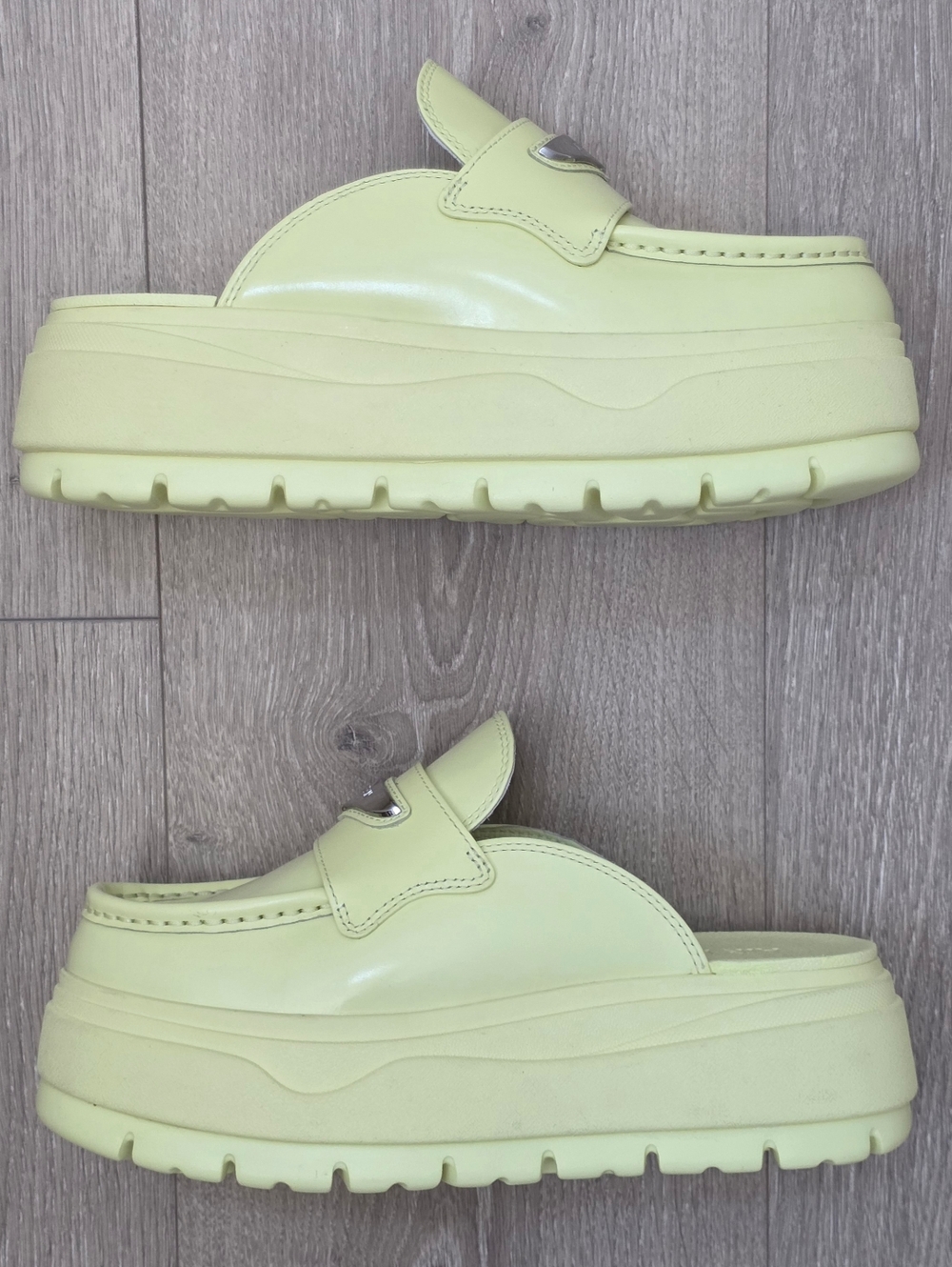 Air Jordan Mule Loafer Polished Leather Shoes HJ4292-302 Womens 6 & 8 MSRP $145